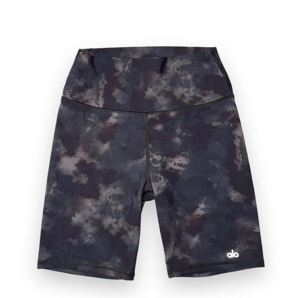 Alo Yoga High-Waist Vapor Biker Shorts M Gray Tie Dye Cloud Print size M